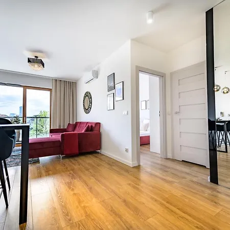 Apartment About Art *