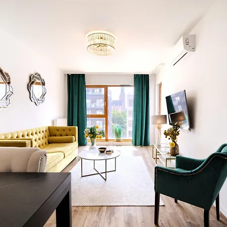 About Art Apartment