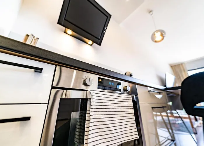 Apartment About Art *